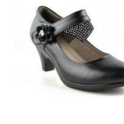 孺子牛鞋業產品圖片 孺子牛鞋業店鋪裝修圖片